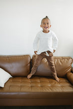 Load image into Gallery viewer, Sawyer Jeans