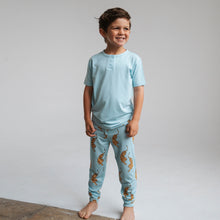 Load image into Gallery viewer, Blue | Everyday Boy&#39;s Henley