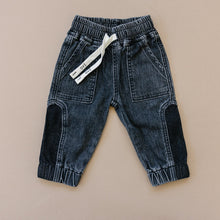 Load image into Gallery viewer, Vance Jeans
