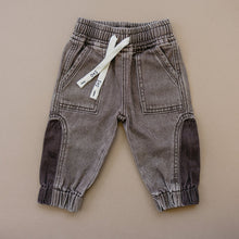 Load image into Gallery viewer, Vance Jeans