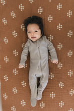 Load image into Gallery viewer, Grey Organic Cotton Ribbed Zipper